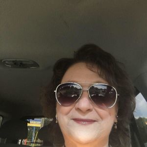 Meet your Posher, Theresa